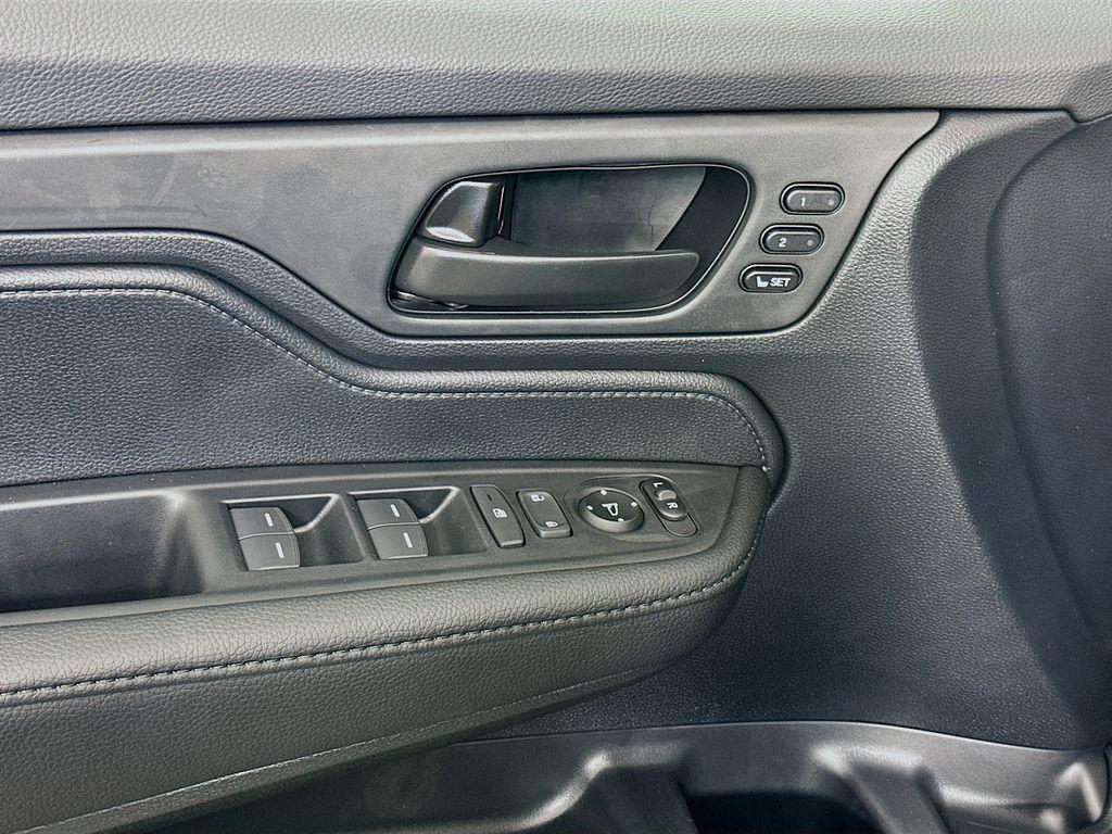 new 2026 Honda Odyssey car, priced at $45,845