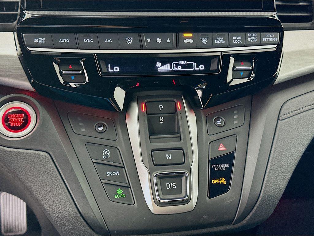 new 2026 Honda Odyssey car, priced at $45,845