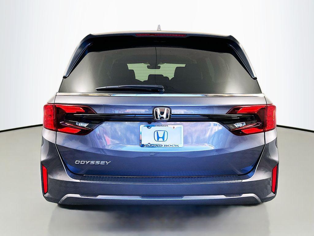 new 2026 Honda Odyssey car, priced at $44,655