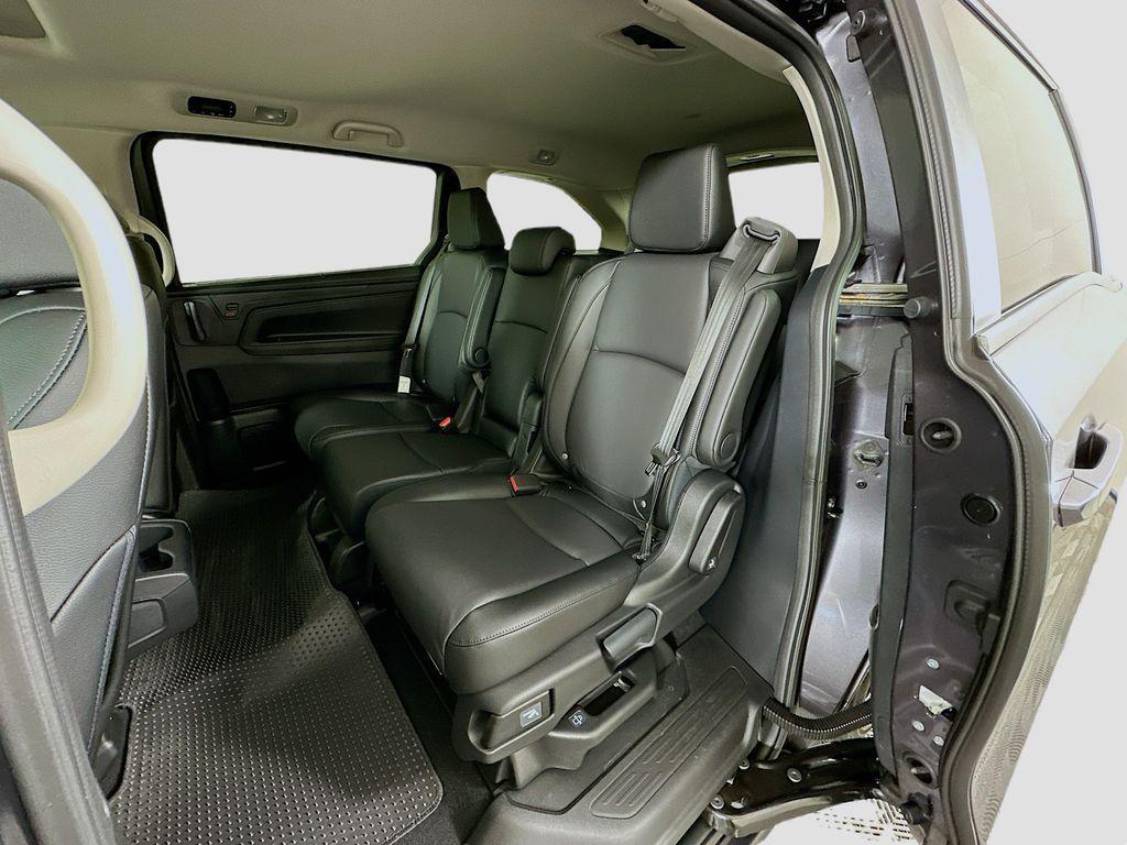 new 2026 Honda Odyssey car, priced at $44,655