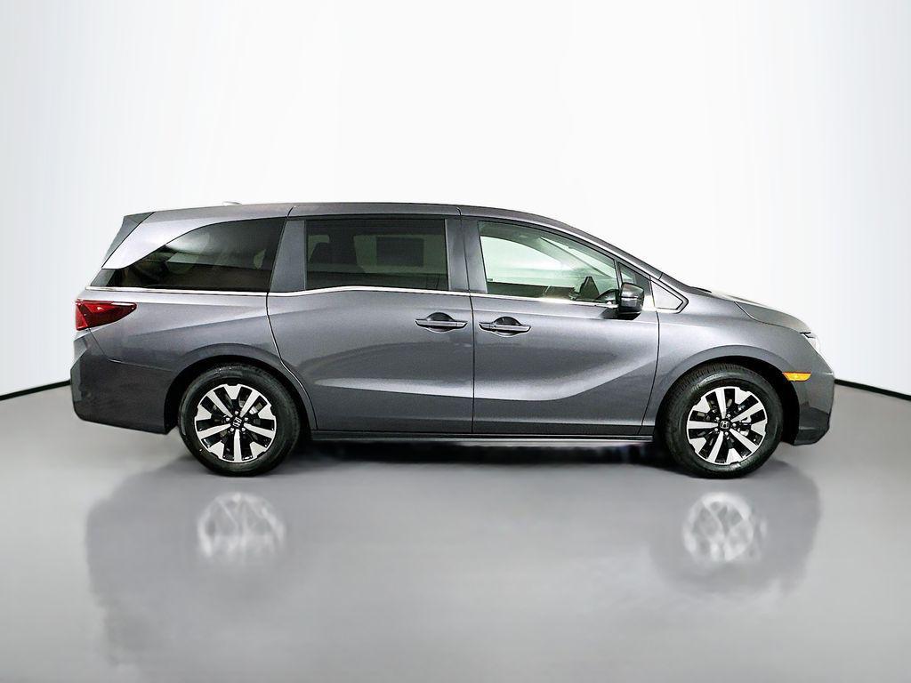new 2026 Honda Odyssey car, priced at $44,655