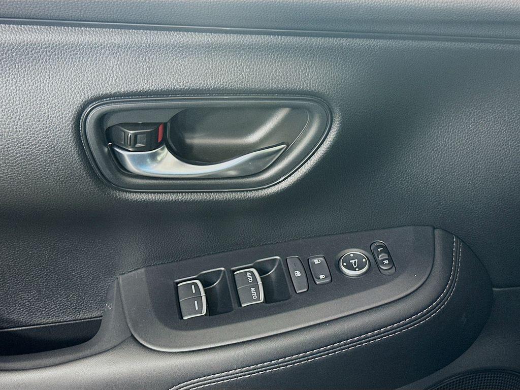 new 2026 Honda HR-V car, priced at $31,955