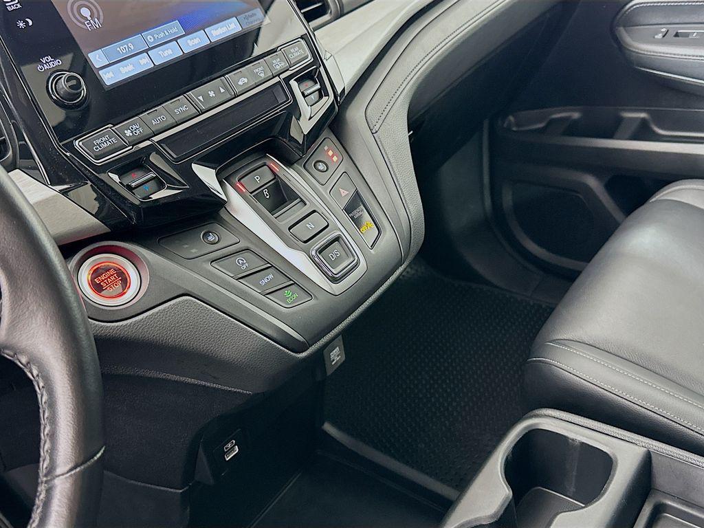 used 2024 Honda Odyssey car, priced at $33,400