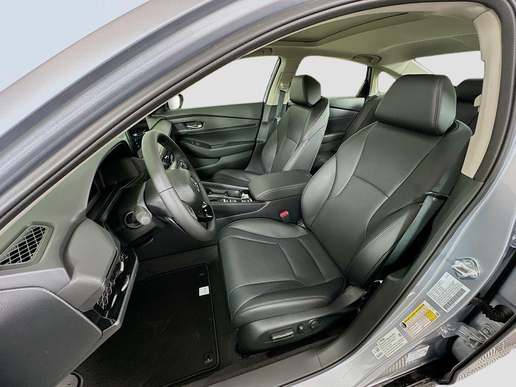 new 2025 Honda Accord Hybrid car, priced at $36,135