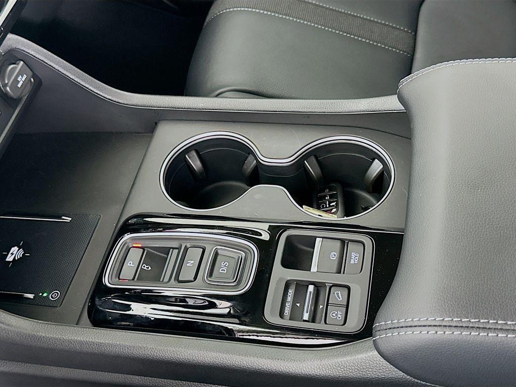 new 2025 Honda Pilot car, priced at $51,550