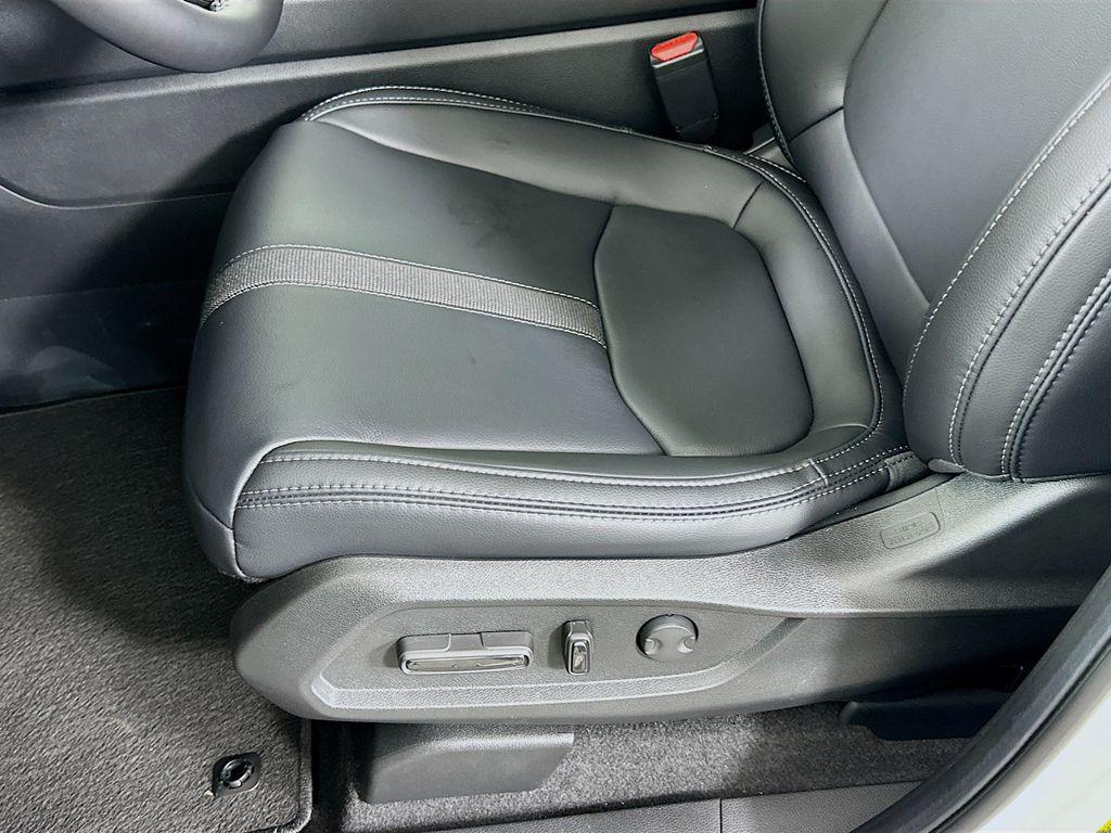 new 2025 Honda Pilot car, priced at $48,280