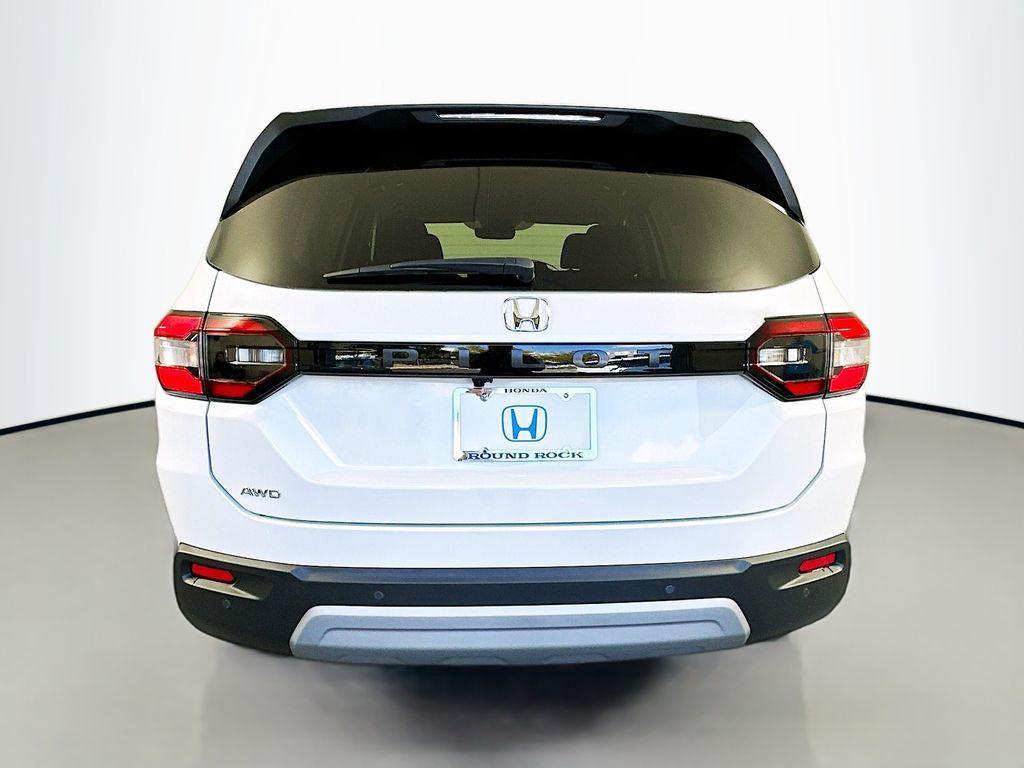 new 2025 Honda Pilot car, priced at $48,280