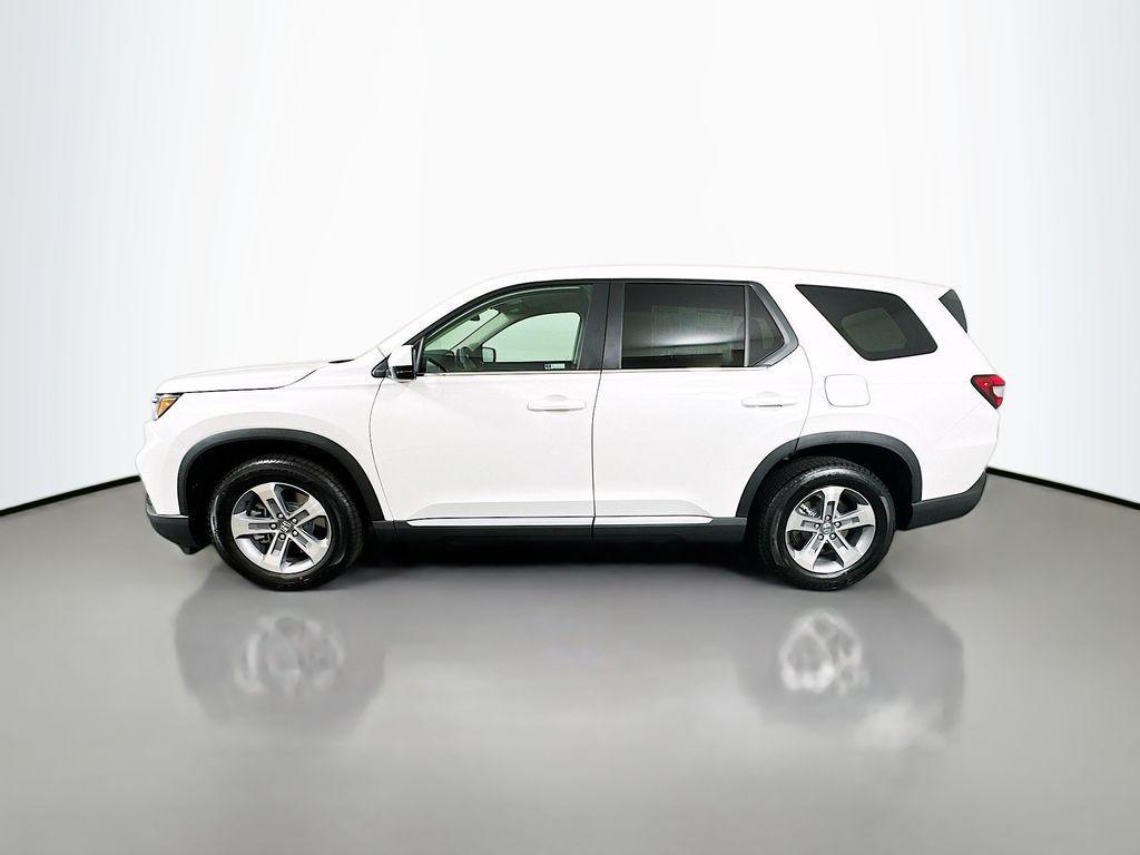 new 2025 Honda Pilot car, priced at $48,280