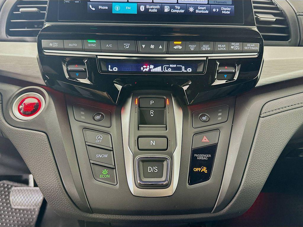 new 2026 Honda Odyssey car, priced at $45,845
