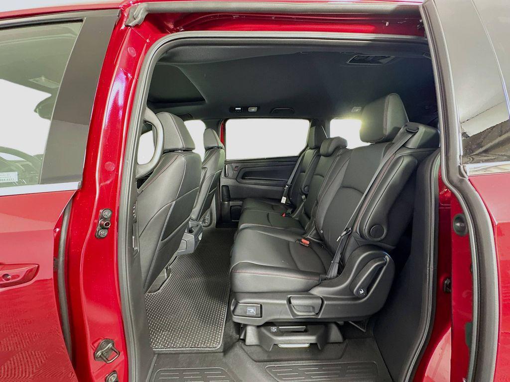 new 2026 Honda Odyssey car, priced at $45,845