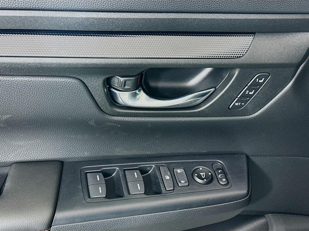 new 2026 Honda CR-V Hybrid car, priced at $40,630