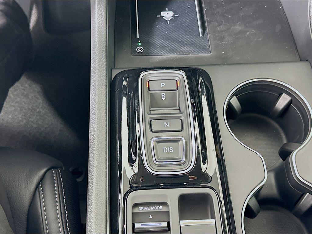 new 2025 Honda Pilot car, priced at $44,995