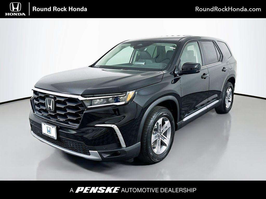 new 2025 Honda Pilot car, priced at $44,995
