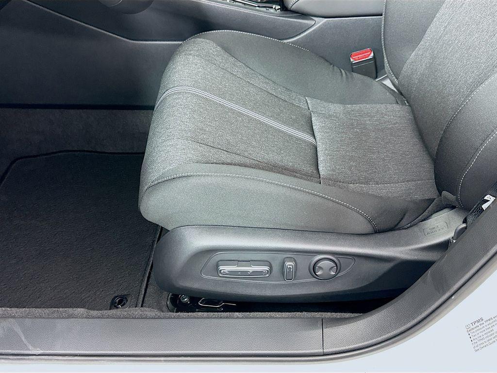new 2025 Honda Accord Hybrid car, priced at $35,305