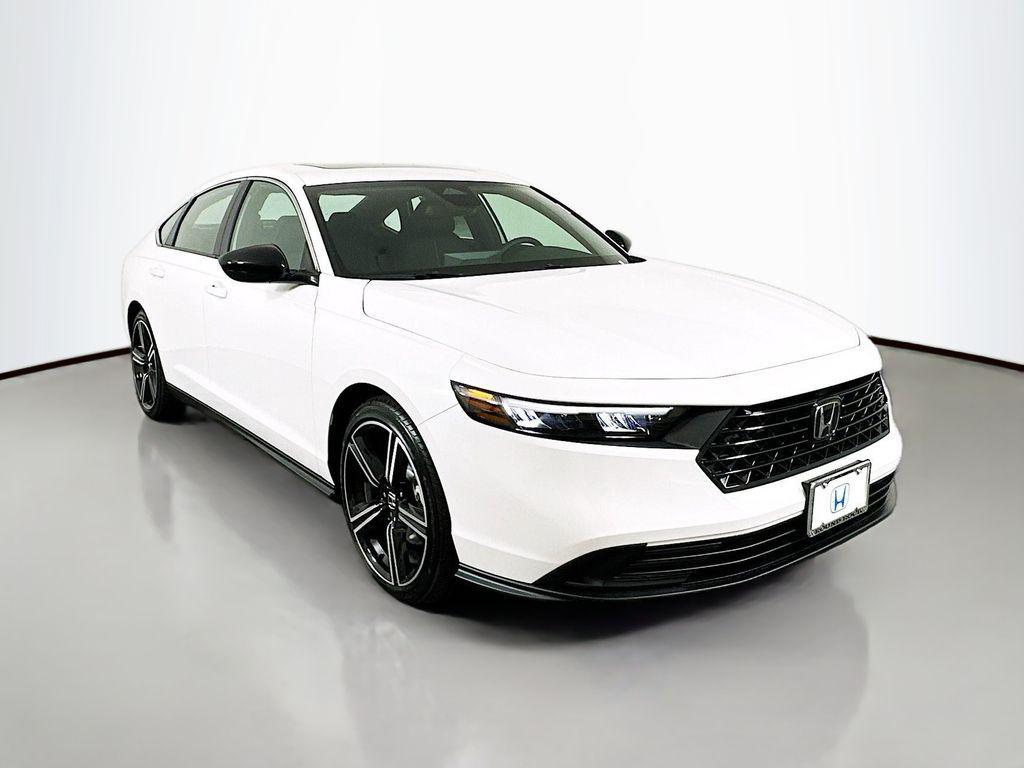 new 2025 Honda Accord Hybrid car, priced at $35,305
