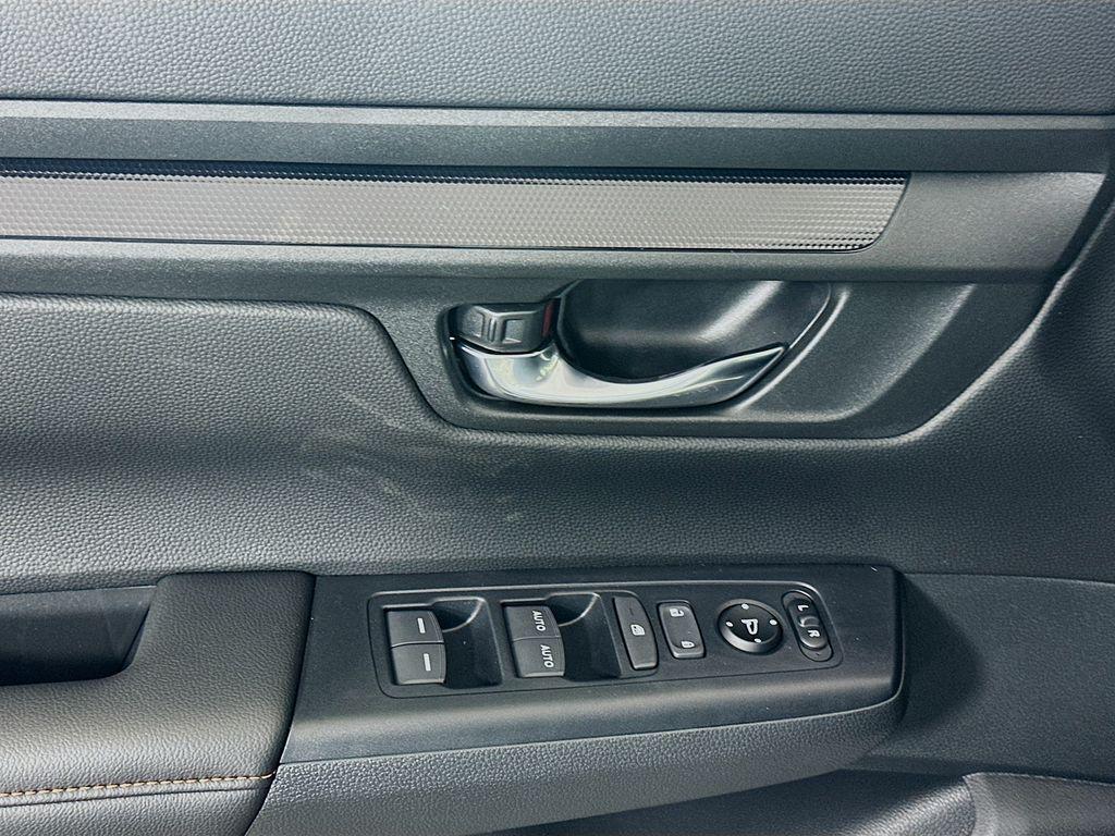 new 2026 Honda CR-V Hybrid car, priced at $37,535