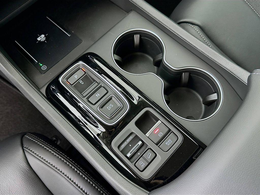 new 2025 Honda Pilot car, priced at $48,280