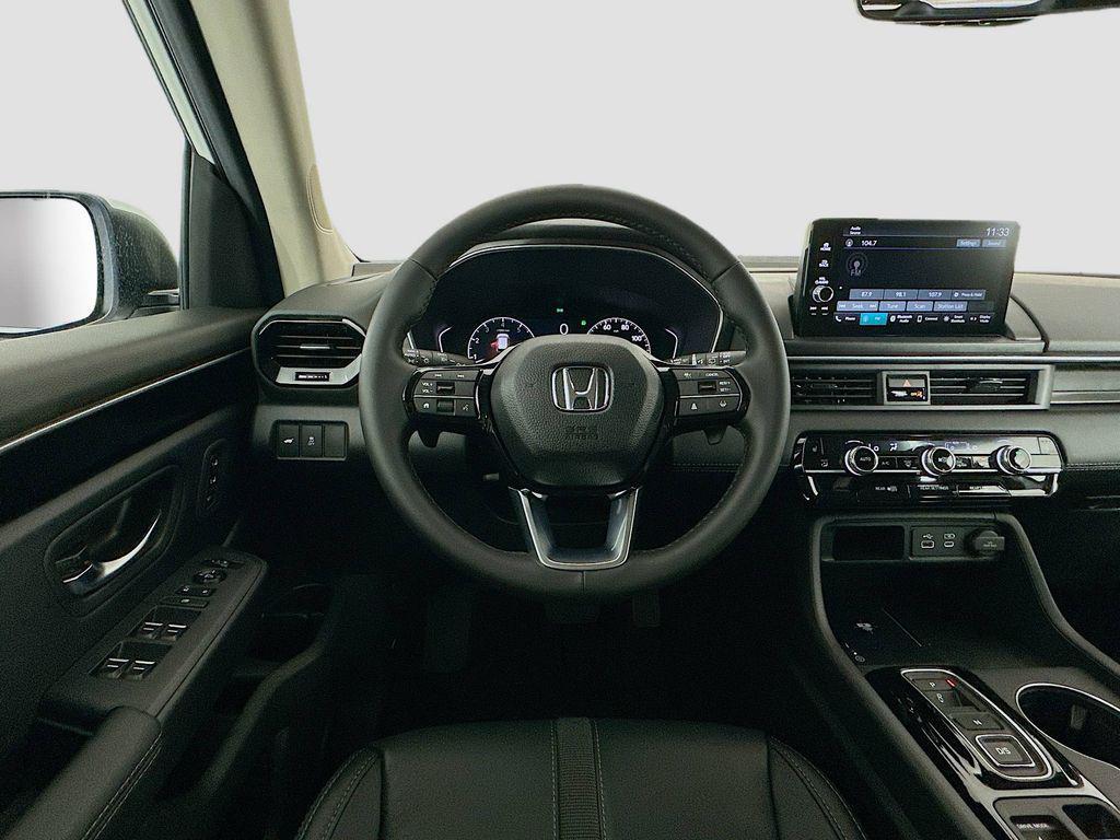 new 2025 Honda Pilot car, priced at $48,280