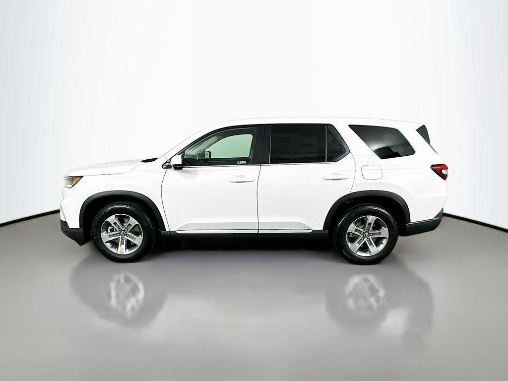 new 2025 Honda Pilot car, priced at $48,280