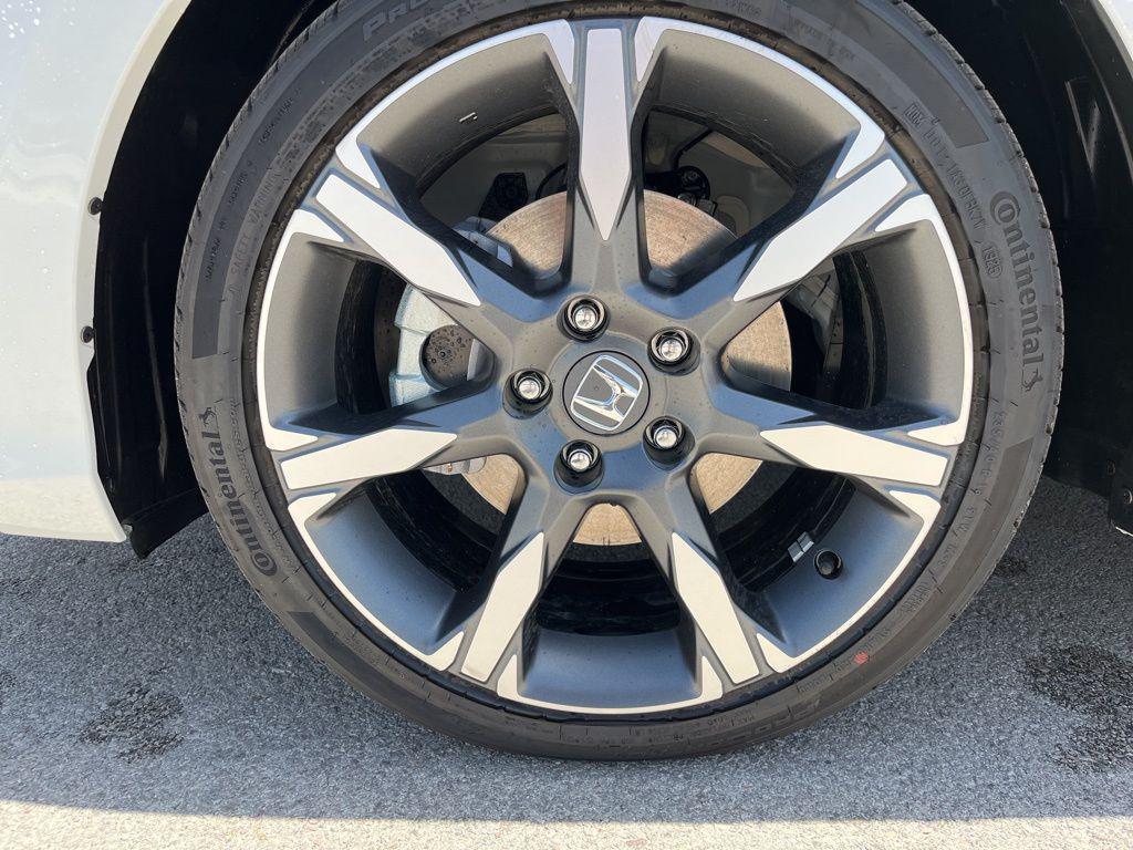 new 2026 Honda Civic Hybrid car, priced at $33,900