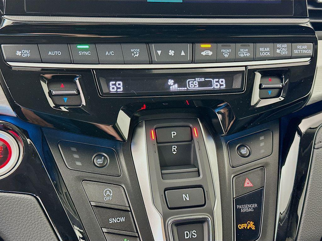 new 2026 Honda Odyssey car, priced at $50,475
