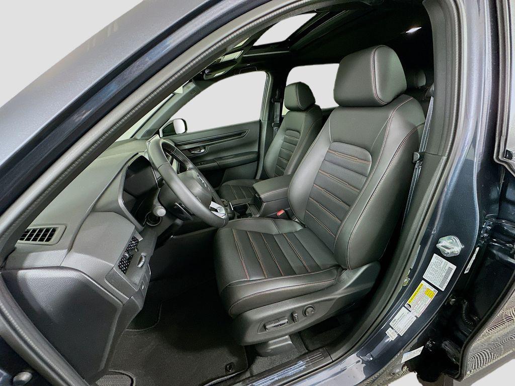 new 2026 Honda CR-V Hybrid car, priced at $40,175