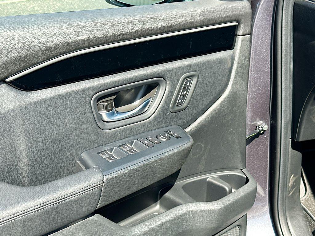 new 2025 Honda Pilot car, priced at $52,950