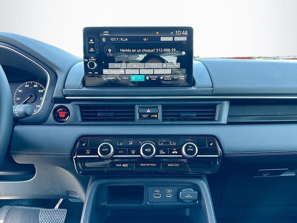 new 2025 Honda Pilot car, priced at $52,950