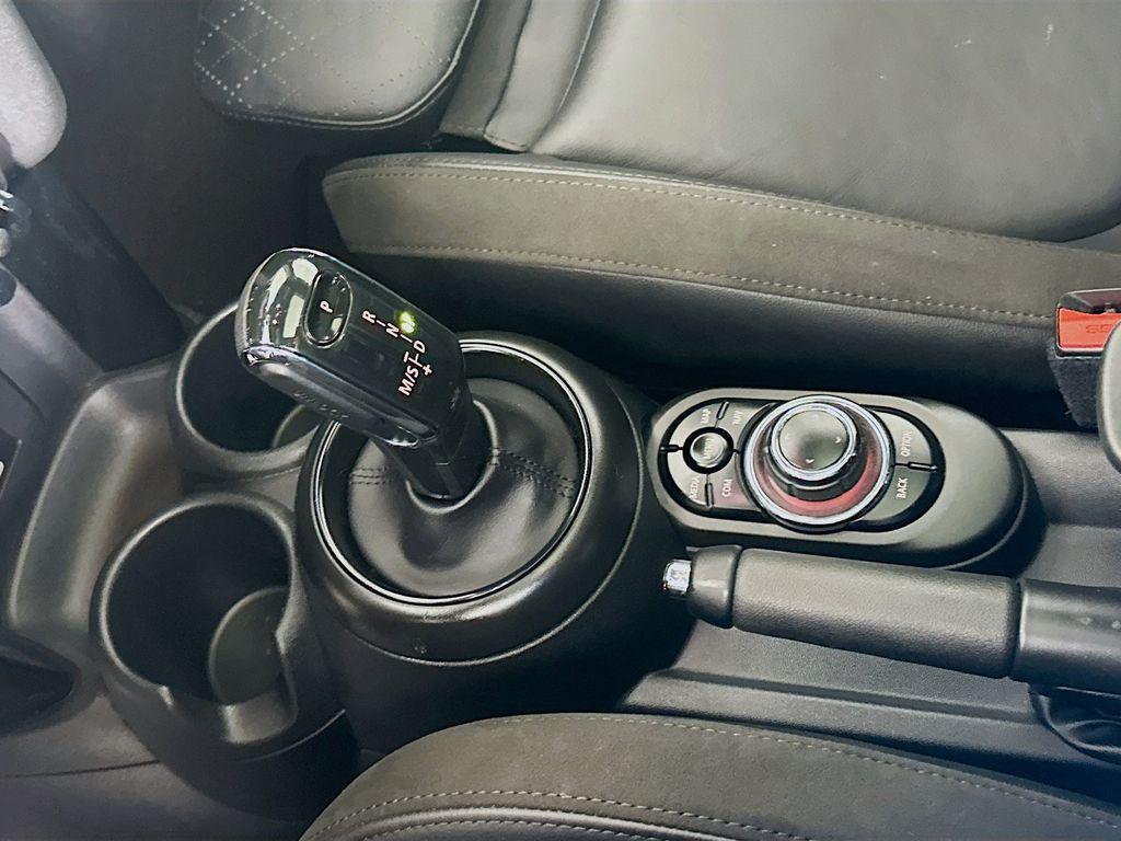 used 2022 MINI Hardtop car, priced at $19,000