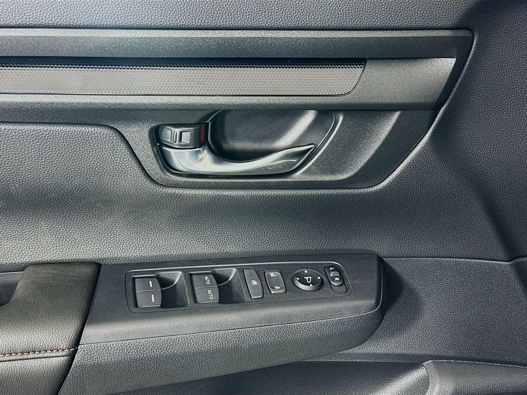 new 2026 Honda CR-V Hybrid car, priced at $37,080