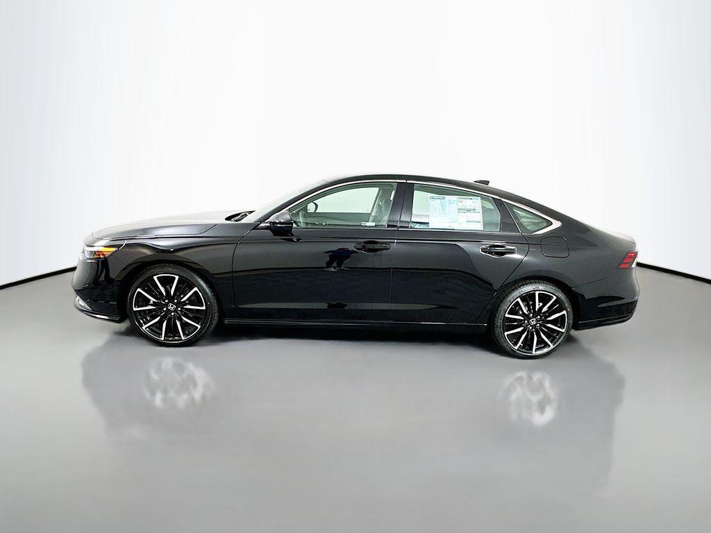 new 2025 Honda Accord Hybrid car, priced at $40,495