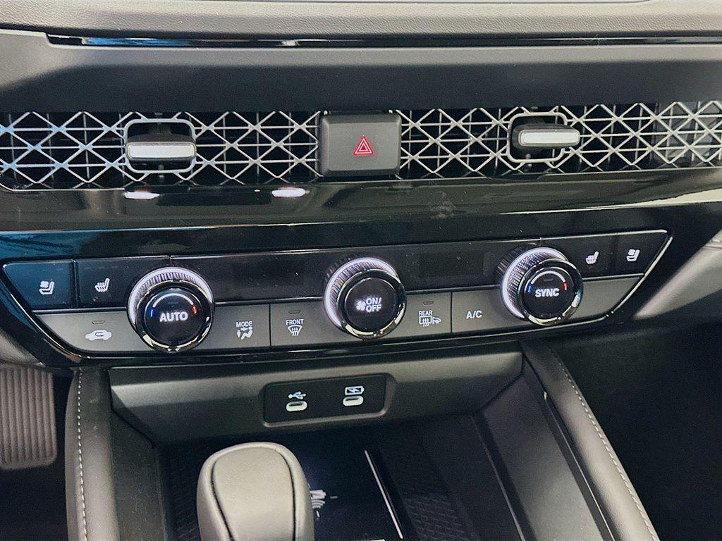 new 2025 Honda Accord Hybrid car, priced at $40,495