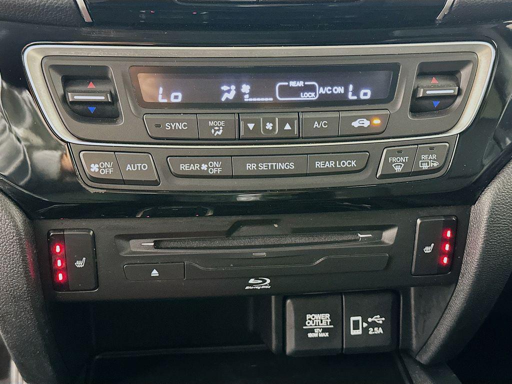 used 2022 Honda Pilot car, priced at $25,700