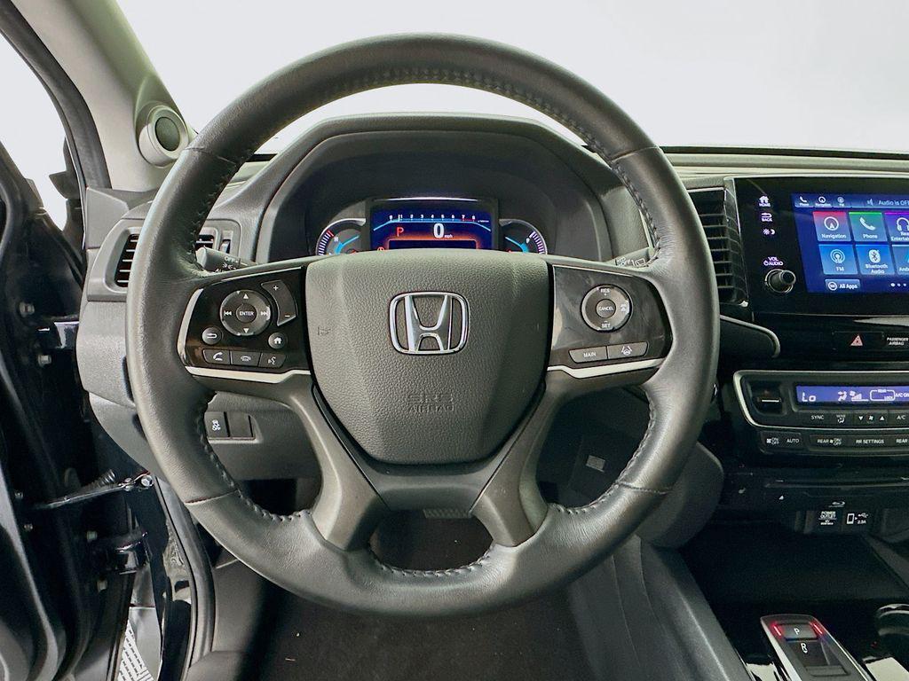 used 2022 Honda Pilot car, priced at $25,700