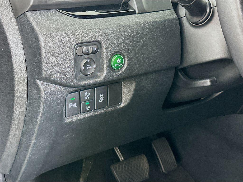 used 2022 Honda Pilot car, priced at $25,700