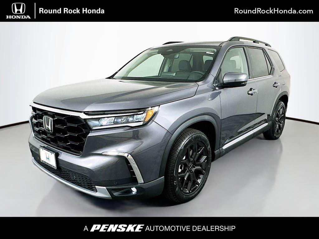 new 2025 Honda Pilot car, priced at $52,950