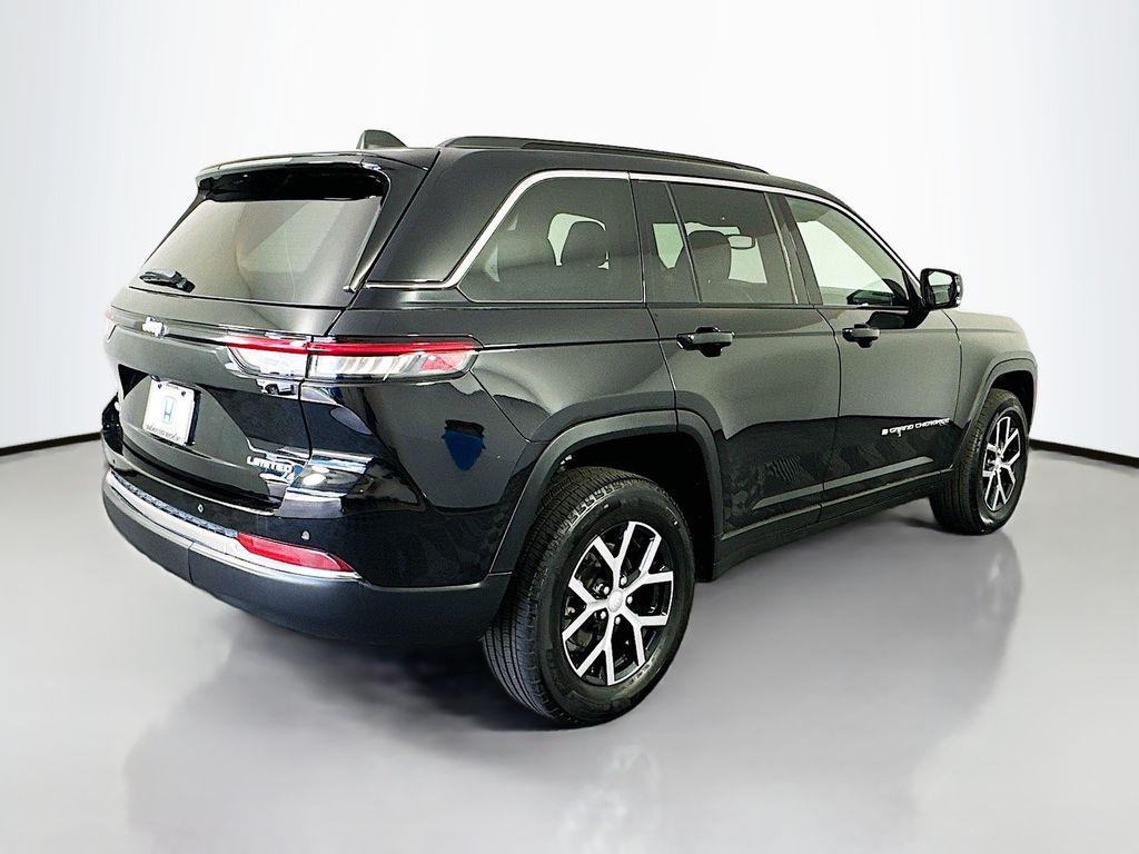used 2024 Jeep Grand Cherokee car, priced at $27,000