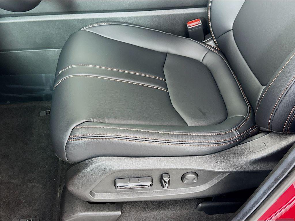 new 2025 Honda Pilot car, priced at $51,305