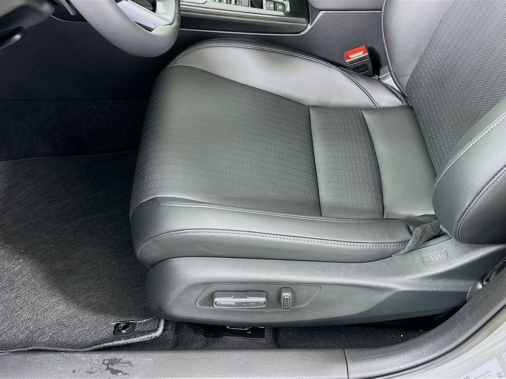 new 2026 Honda Civic Hybrid car, priced at $33,490