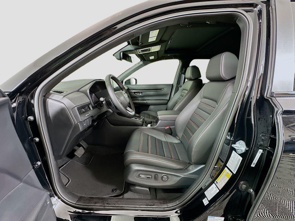 new 2026 Honda CR-V Hybrid car, priced at $40,175