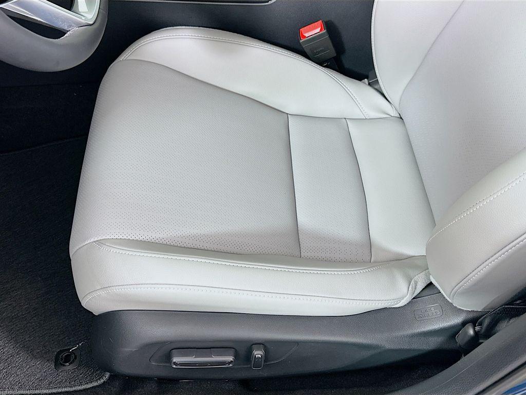 new 2026 Honda Civic Hybrid car, priced at $33,945