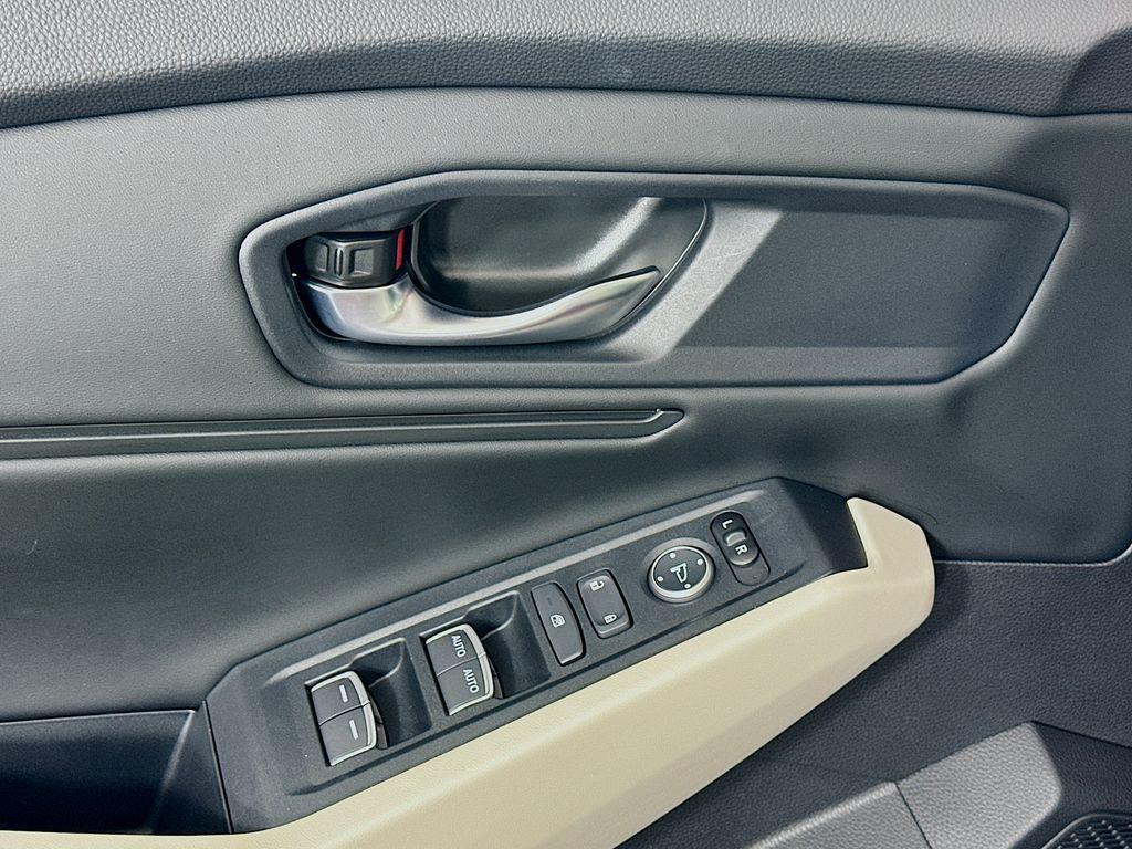 used 2025 Honda Accord car, priced at $27,000