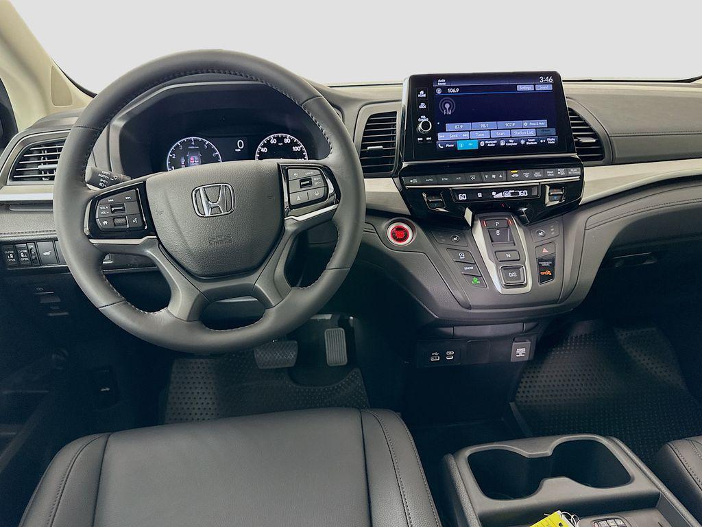 new 2026 Honda Odyssey car, priced at $43,845