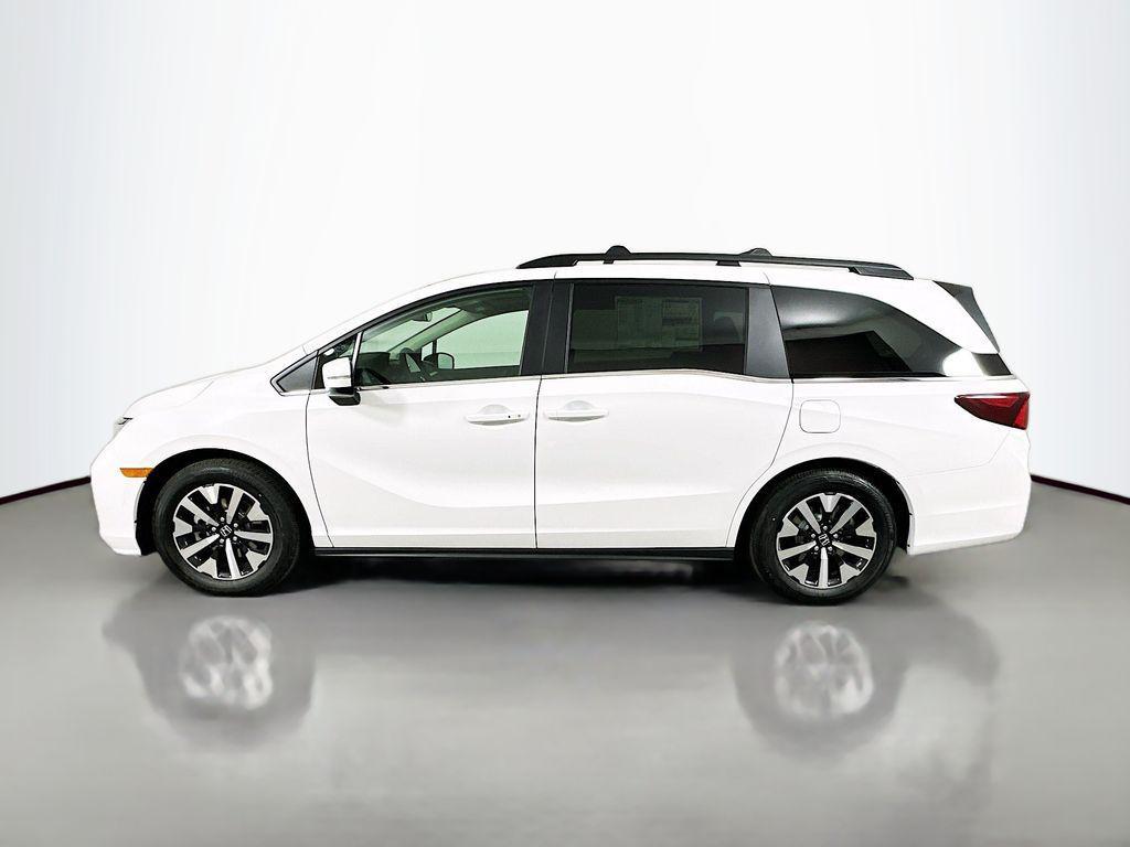 new 2026 Honda Odyssey car, priced at $43,845