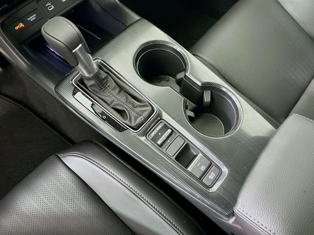 new 2026 Honda Civic Hybrid car, priced at $33,945