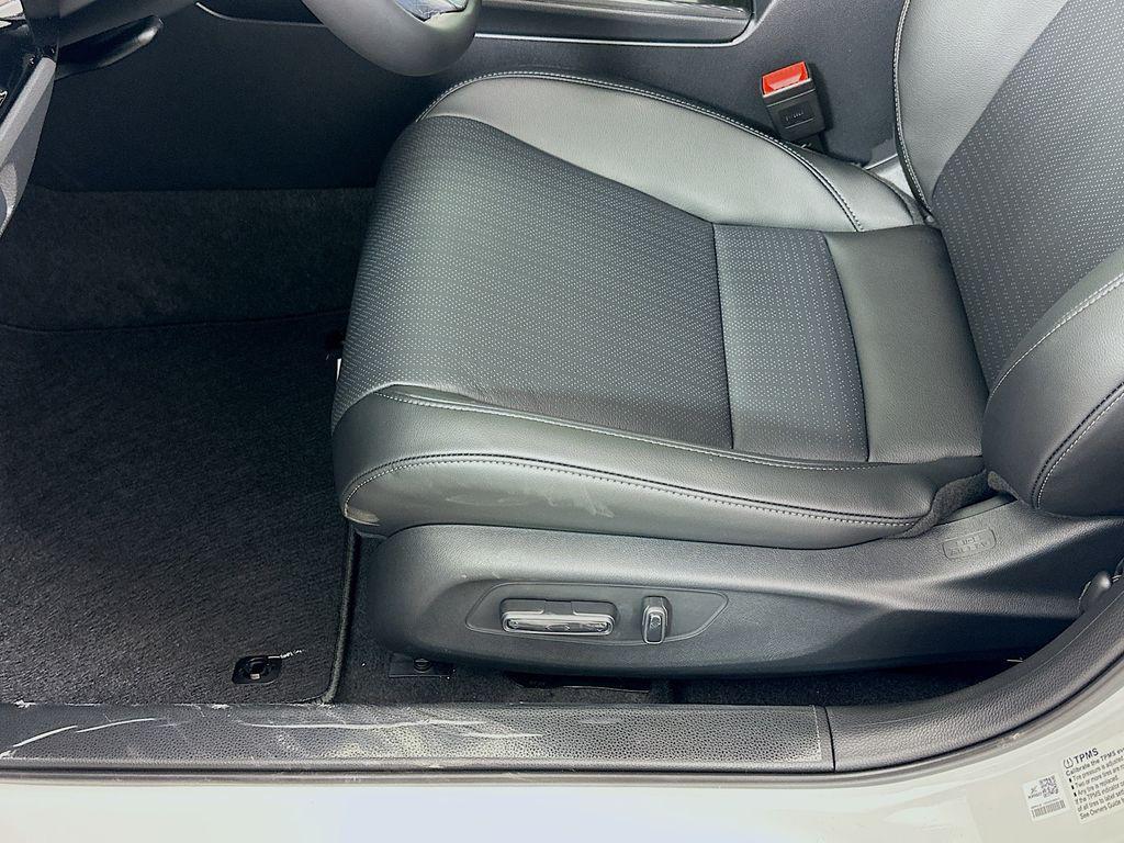 new 2026 Honda Civic Hybrid car, priced at $33,945