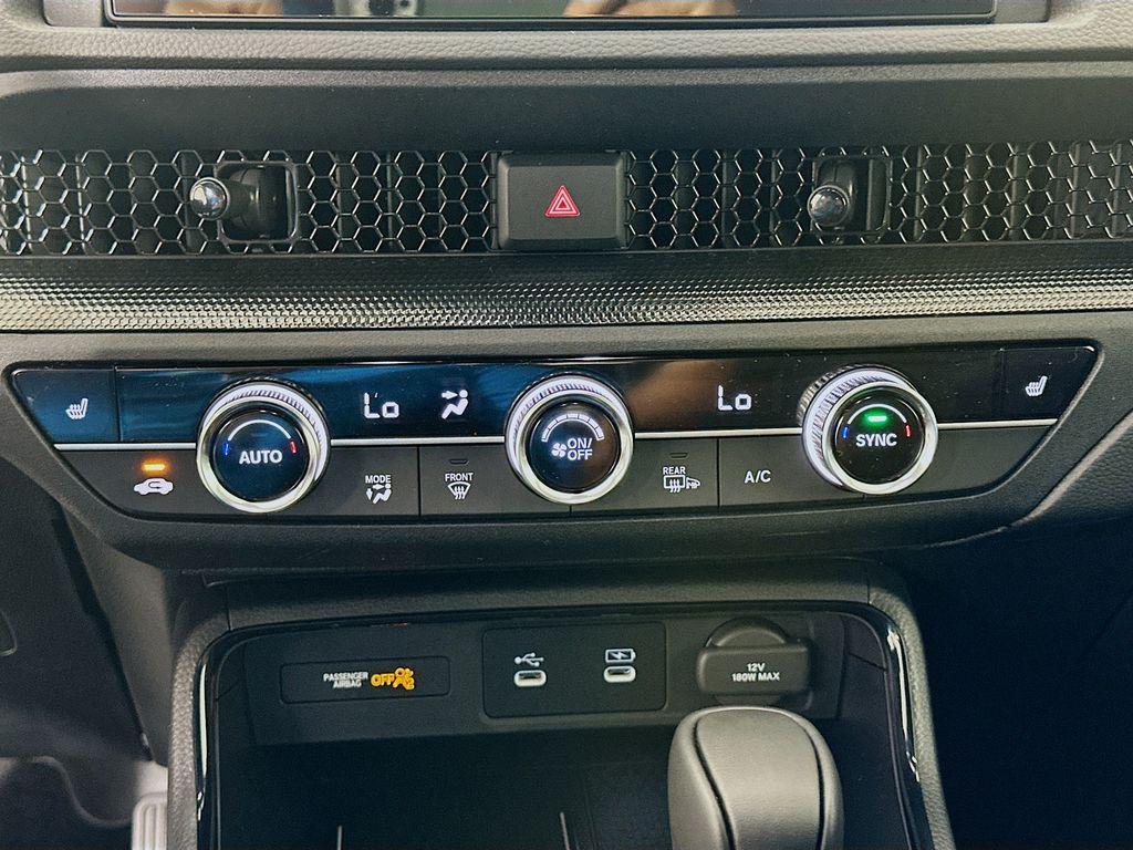 new 2026 Honda CR-V Hybrid car, priced at $40,175