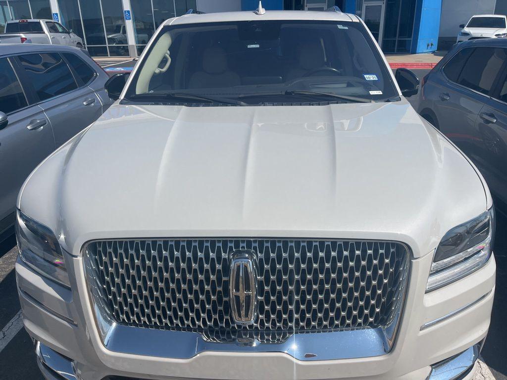 used 2020 Lincoln Navigator car, priced at $39,000