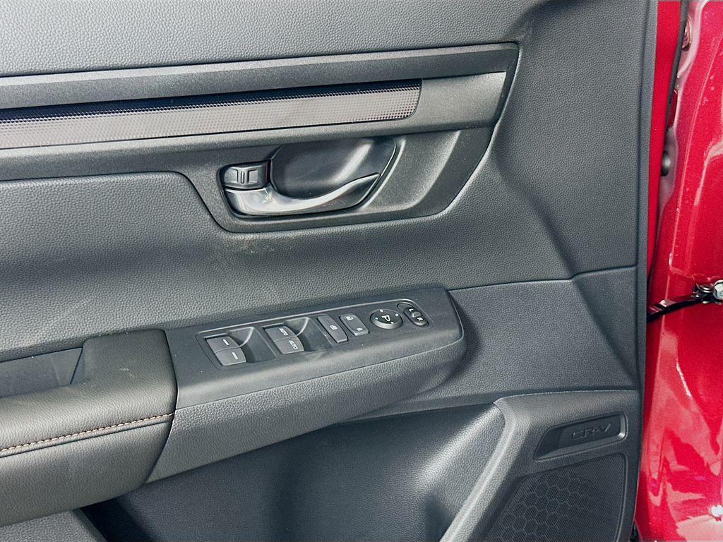 new 2026 Honda CR-V Hybrid car, priced at $38,980