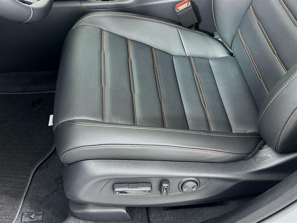 new 2026 Honda CR-V Hybrid car, priced at $40,630